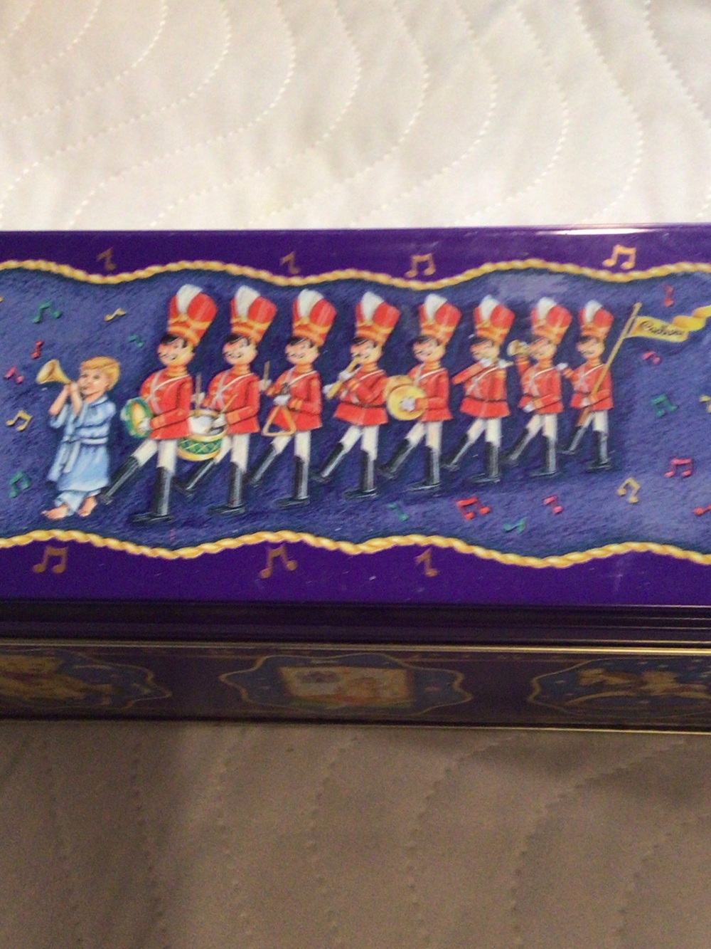 Cadbury’s Tin Wooden Soldiers Parade on Lid Christmas Nice Graphics